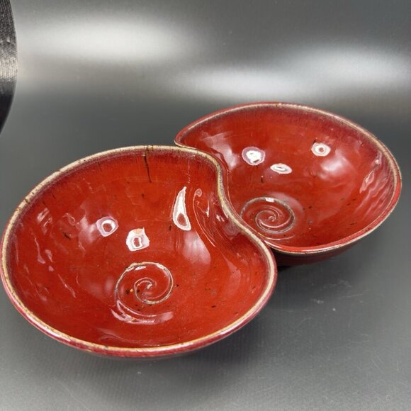 Vintage Hand Made Studio Art Pottery Divided Dish Double Salsa Bowl Chip N Dip - Picture 6 of 16